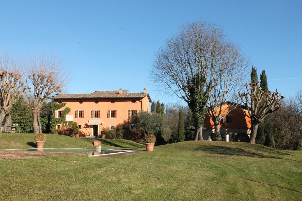 Villa Relais Manerba Monzambano Quarto foto