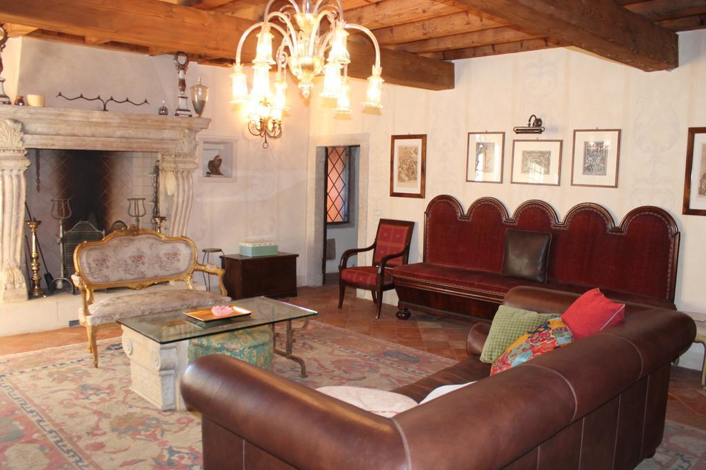 Villa Relais Manerba Monzambano Quarto foto